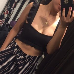 ZARA RUFFLE CROP TOP S